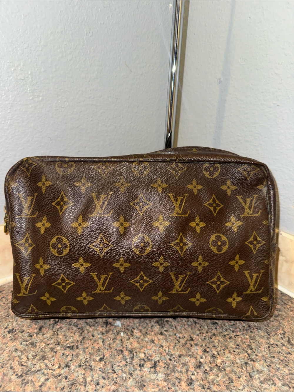 Louis Vuitton vintage Monogram Trousse Toiletry Pouch 26 Clutch